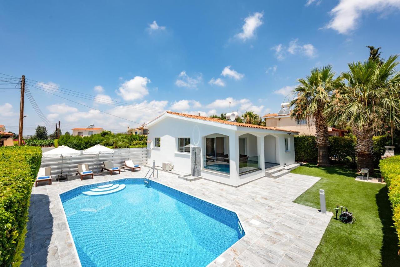 Bungalow Mikaella By Ezoria Villas Mercan Koyu Dış mekan fotoğraf